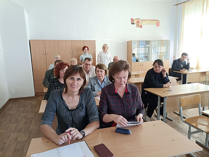 Могилевские адвокаты накануне Дня учителя встретились с педагогами